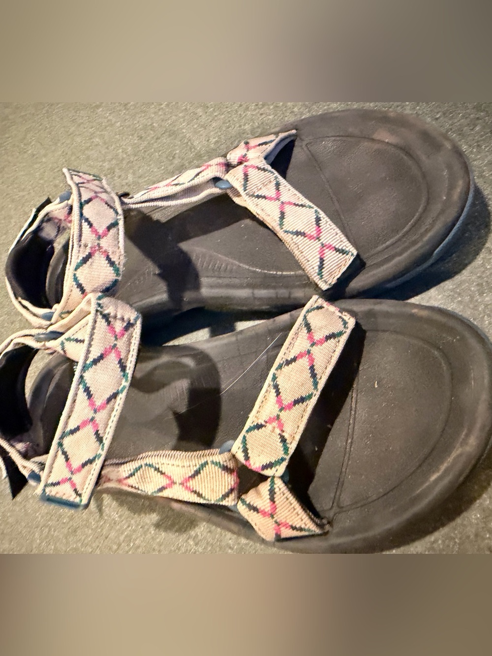 Teva hiking Sandals - Picture 3 of 3